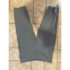 Columbia Women’s Gray Capri’s (SZ 8)